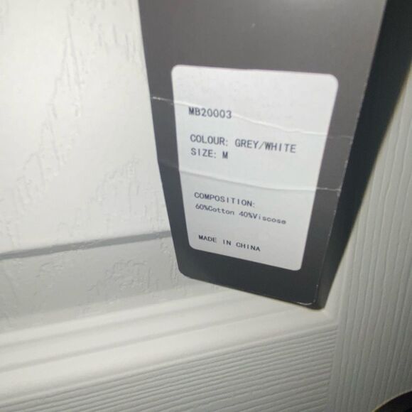 Cardigan - Picture 10 of 10